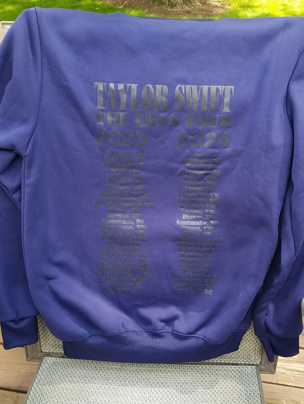 Taylor Swift The Eras Tour Crewneck Navy Sweatshirt - Picture 5 of 10
